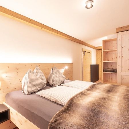 Quality Hosts Arlberg - Hotel Bergheim サンクト・アントン・アム・アールベルク エクステリア 写真