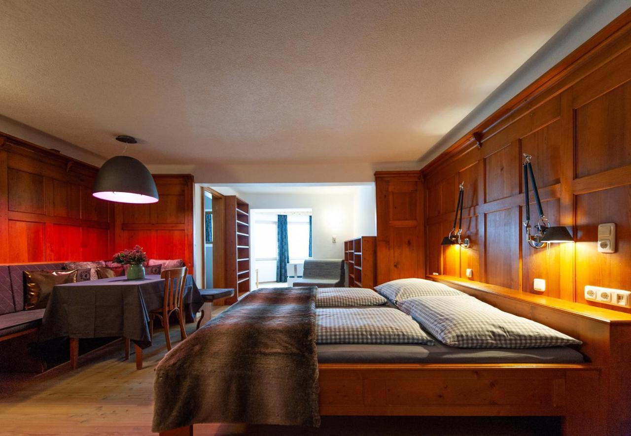 Quality Hosts Arlberg - Hotel Bergheim サンクト・アントン・アム・アールベルク エクステリア 写真